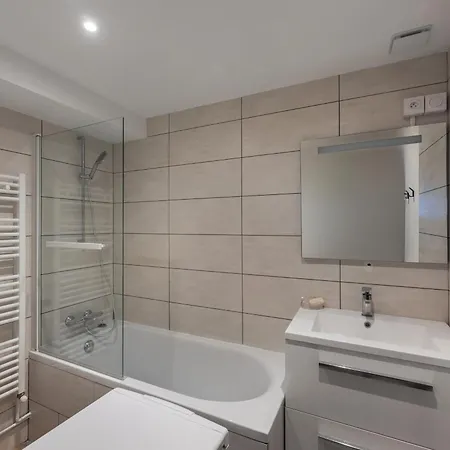 Apartman De Caractere 3 Pieces, 6 Pers En Centre Station - Fr-1-563-24